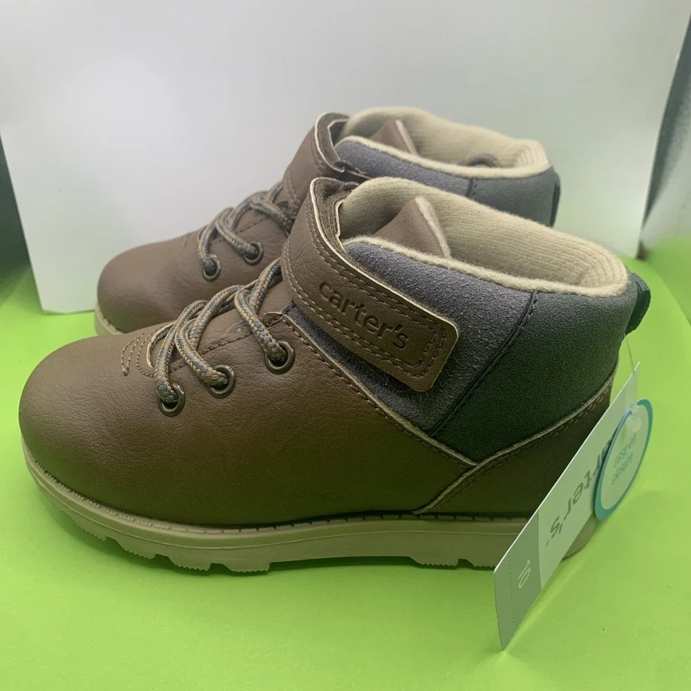 New Carter's Boy's Size 10 Kim Chukka Style Boot Brown Gray Lace-up Hook & Loop